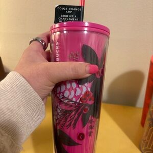 Starbucks 24 oz color‑changing holiday tumbler from Winter 2021